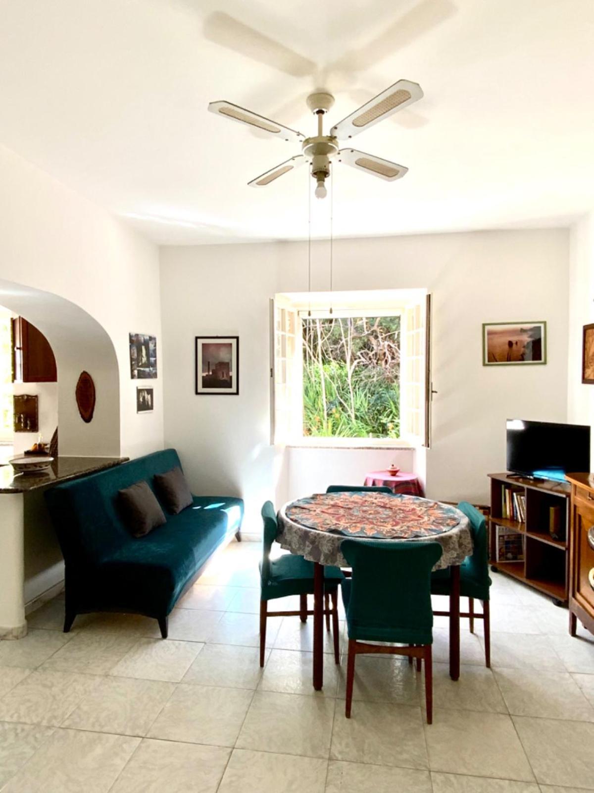 Aragoniteazzurra Casa Vacanza Gonnesa Bagian luar foto
